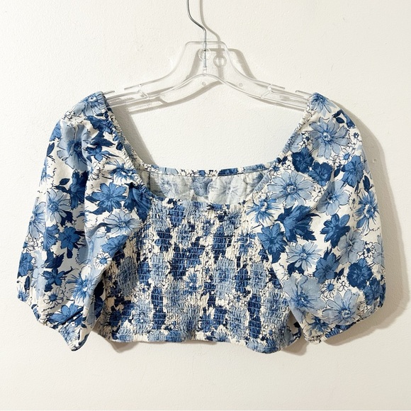 Lucky Brand Linen Blend Crop Top Blue White Floral Balloon Sleeve Elastic Cuffs - Picture 4 of 10